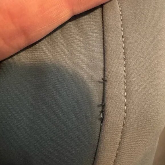 Tracksmith NDO Jacket Women's size small - Picture 4 of 4